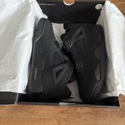 Jordan 4s Black Cats 