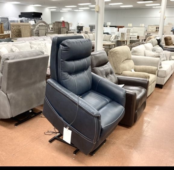 New Power Lift Recliner