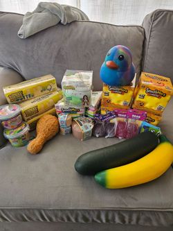 Viral squishies 15ea