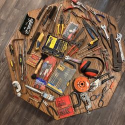 Random Tools Selling Together 
