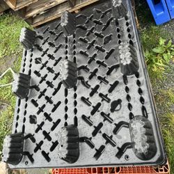 Plastic Pallets $10 Each 