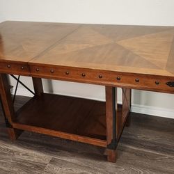 Dining room table