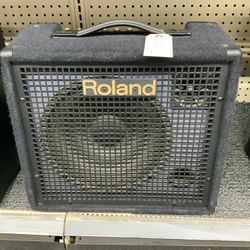 ROLAND KC-100 Keyboard Amplifier