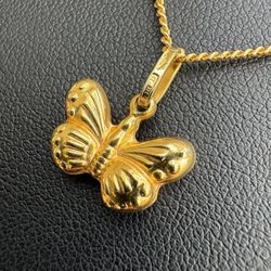 Jewelry 18k hollow yellow gold butterfly 🦋 Pendant charm