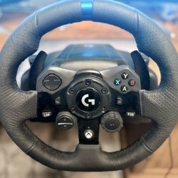 Logitech G923 TRUEFORCE Simulator Racing Wheel