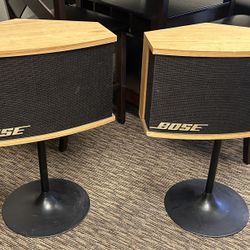 Bose 901 Series v Speakers With Tulip stands
