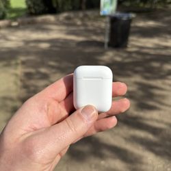 Apple AirPods 2nd Gen