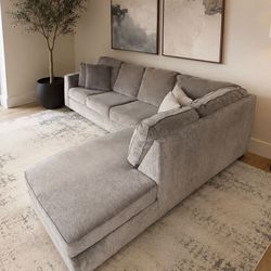 Gray Sectional - AMAZING Deal! Delivery Available
