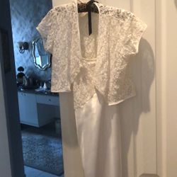 Satin Gown W/lace &sm.Pearls.used.size S