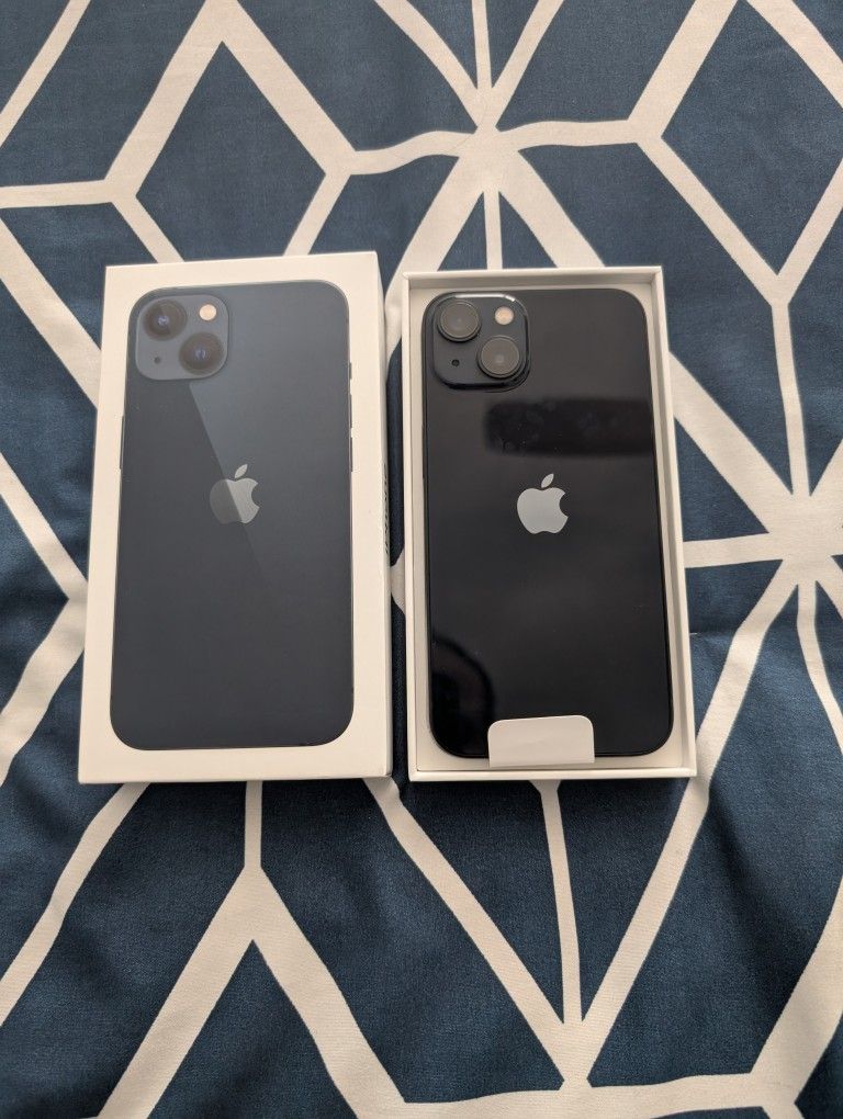 New MetroPCS only iPhone 13 128 GB with boxed and accessories