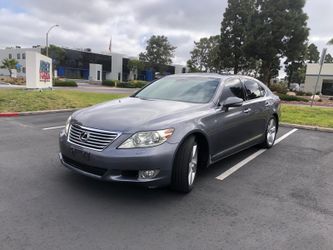 2012 Lexus LS460