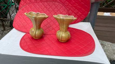 2 Vintage Gonder Pottery