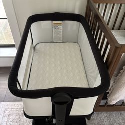 New Baby Bond Bassinet 