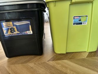 Sterilite 20 Gallon and Holiday Housewares 78 Quart Storage Totes