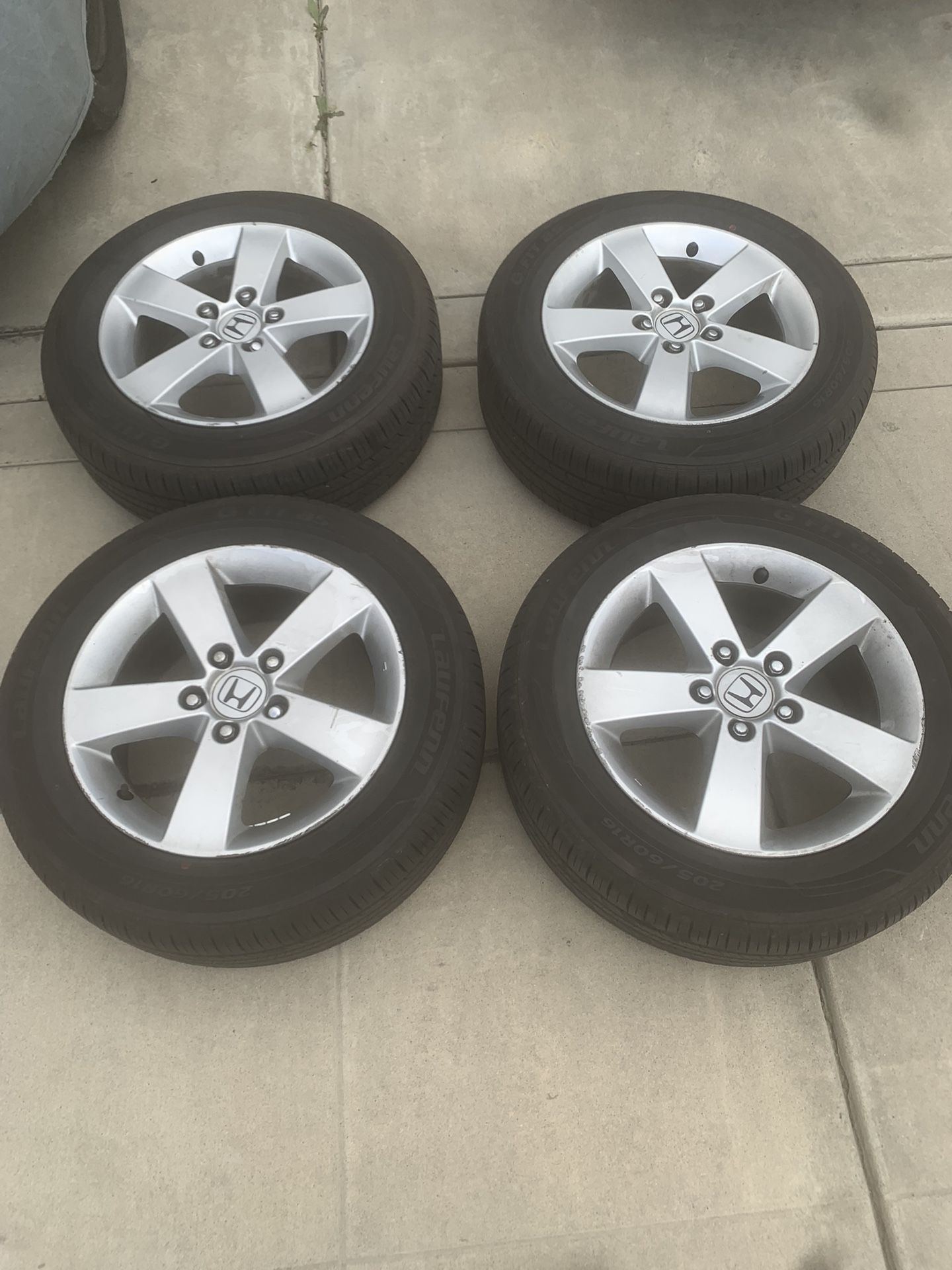 Rines 16 Y Llantas Nuevas Para Honda Accord 2004 ,2005,2006,2007,2008,2009 Y 2010