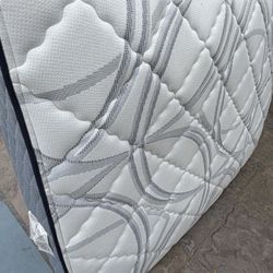 Brand New Full Mattress – Revive Emily Plush 