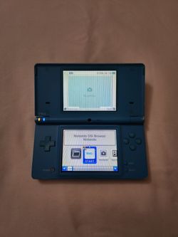 Nintendo DSi w/ Charger & 32GB SD Card [375 Games Included]