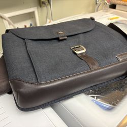Computer Messenger Bag