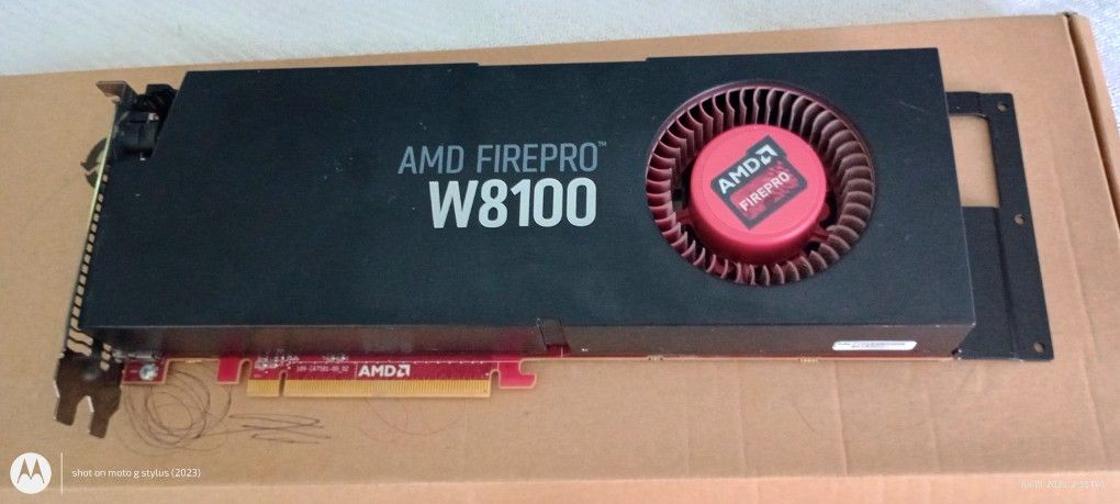 AMD FirePro W8100