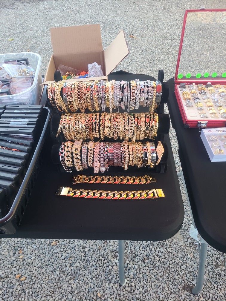 Gold field bracelets size 7to8 couple of eight and a half nine