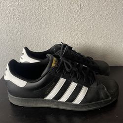 Adidas Superstar Size 9