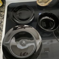 A set of black plates