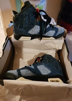 1 of 8
2019
Air Jordan 6 Retro 'Washed Denim'