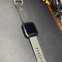 FitTrack Smart Watch