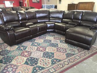 BRAND NEW SECTIONAL SOFA WITH CHAISE AND RECLINABLE SEATS