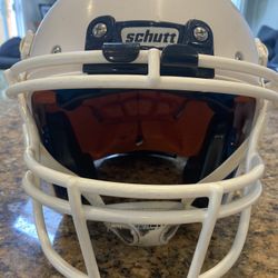 Old schutt football helmets 2025