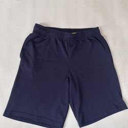 All In Motion Boys Short Size (14/16)