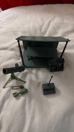 Vintage 1984 G.I. Joe Bivouac Battle Station (100% Complete with Mint Stickers)