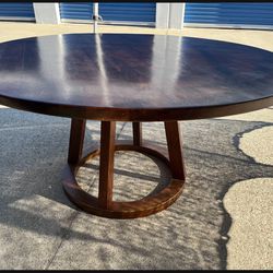Round Table New, ($1800 original Price)