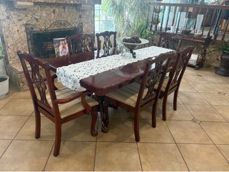 Traditional Thomasville Solid Cherry Wood Dining Set
