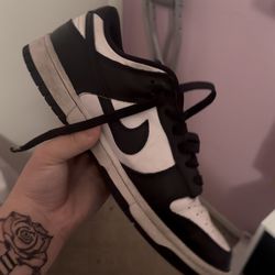 Nike Panda Dunks