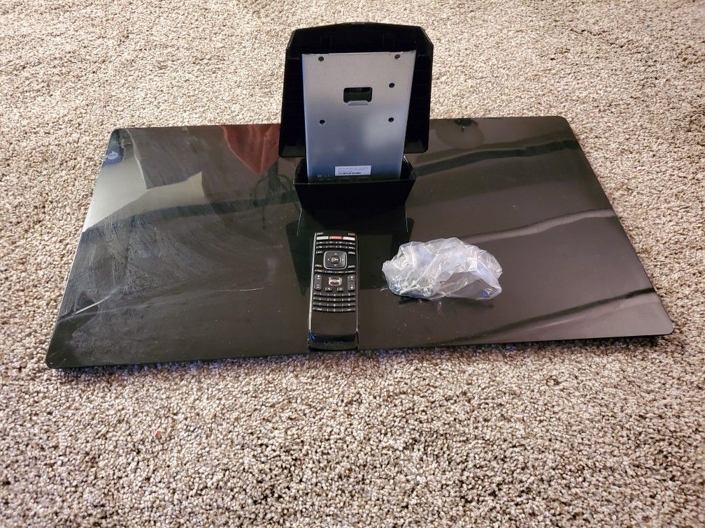 Vizio Mseries 65" Class Razor LED Smart TV M650VSE eco HD, full