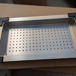 Colander/ Vegetable Prep Tray