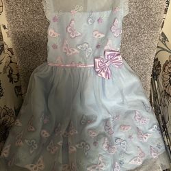 Girls dress size 6