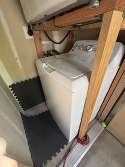 Top Load Washer in White