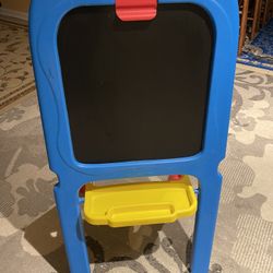 Crayola 3 in 1 double easel