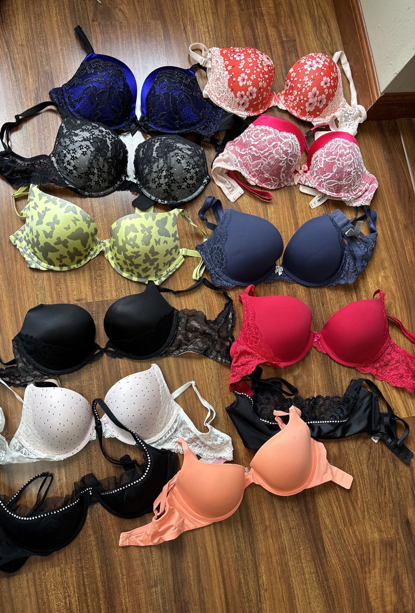 Victoria Secret Bras