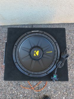 Kicker Sub, Sealed Box And Kicker Bass Knob