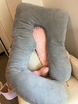 Momcozy Pregnancy Pillow