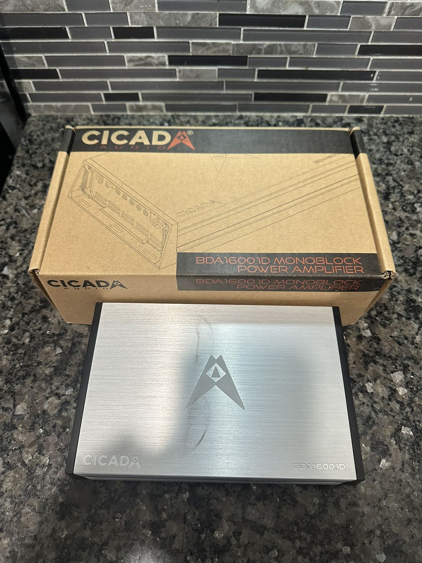 Cicada 1600.1 Mono Amp