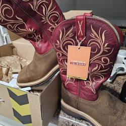 Twisted Women Boots