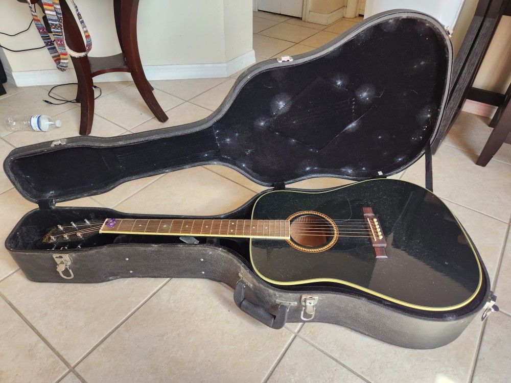 Washburn Accoustic Guitar