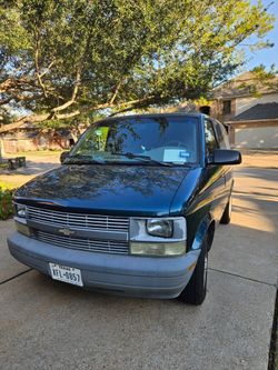 2003 Chevrolet Astro Van