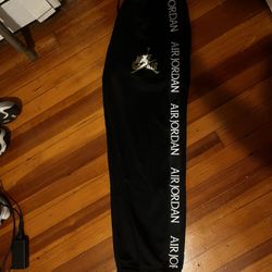 Nike Air Jordan black joggers Nike Air Jordan Jumpman Black Jogger