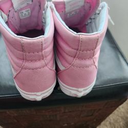 PRE-OWNED Vans Size 5.5y