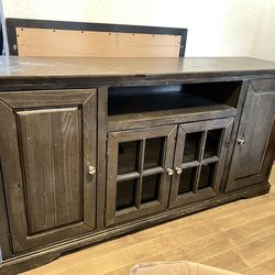 Entertainment Center / TV stand